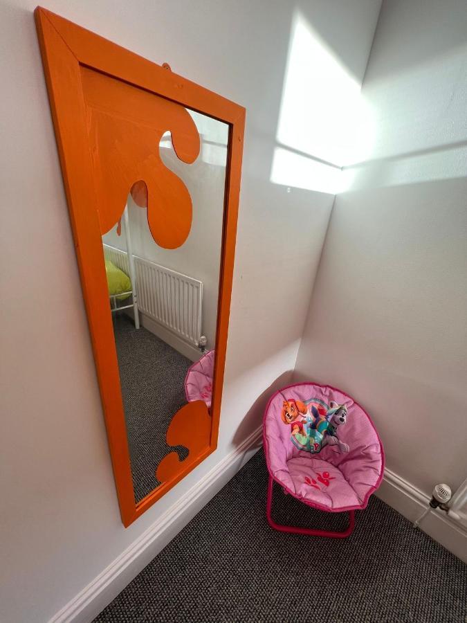 Nickelodeon House Great For Kids Villa Blackpool Dış mekan fotoğraf